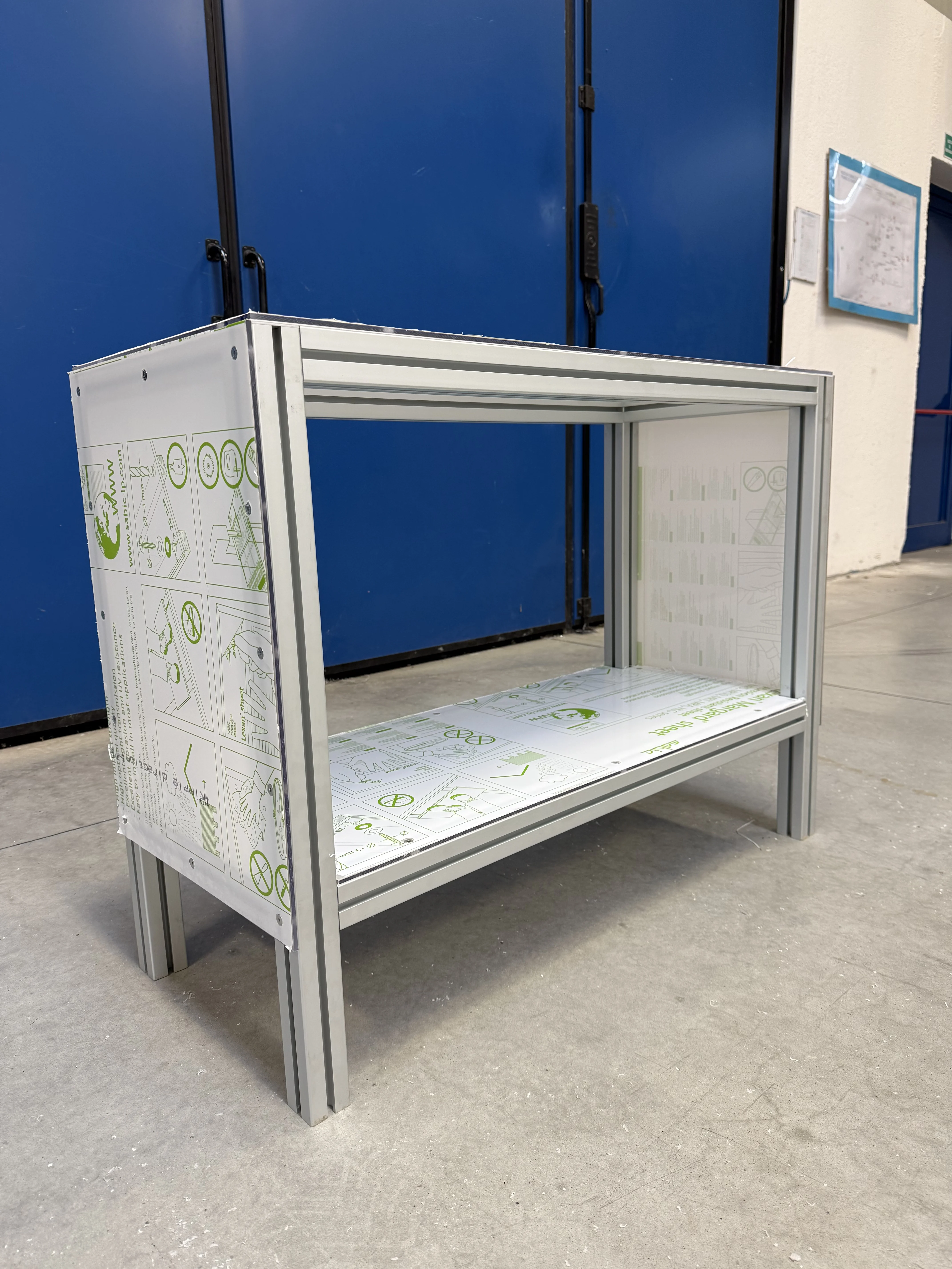 Struttura modulare in alluminio e policarbonato per il settore biomedicale visione panoramica