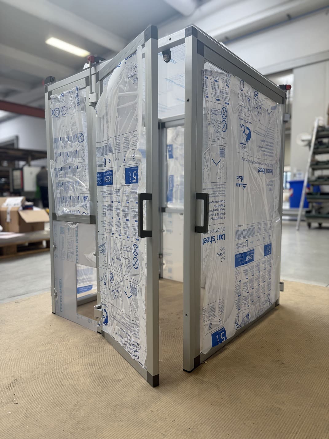 Protezione in alluminio per impianto di riempimento